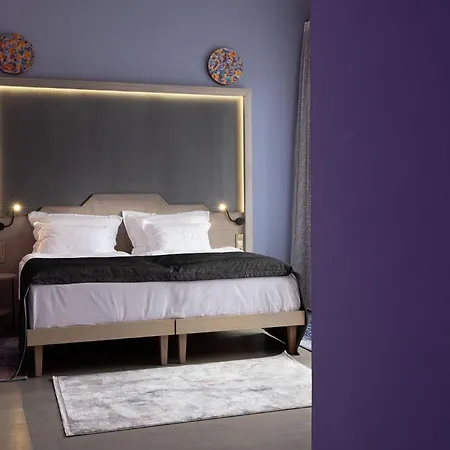 Hotel Zamek *