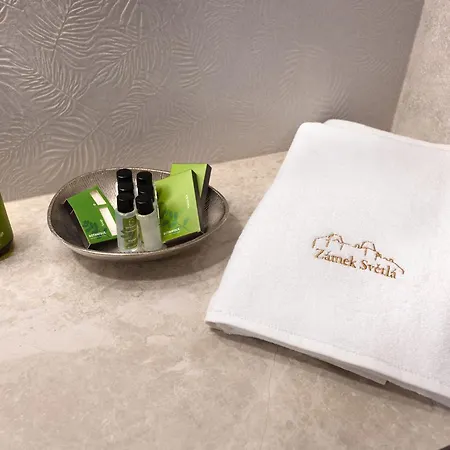 Zamek Hotel *