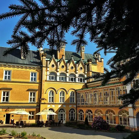 Zamek Hotell